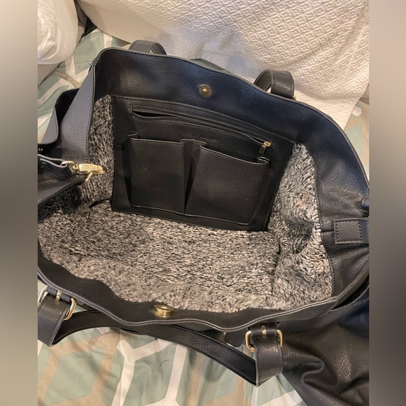 Steve Madden black large tote purse with built in bag with many zippers - Picture 8 of 12